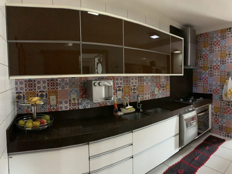 Apartamento à venda ÁGUAS CLARAS SUL com 128m² e 3 quartos por R$ 820.000 - 425758620-armarios-cozinha-feche-tok-e-fogao-forno-e-coifa.jpg