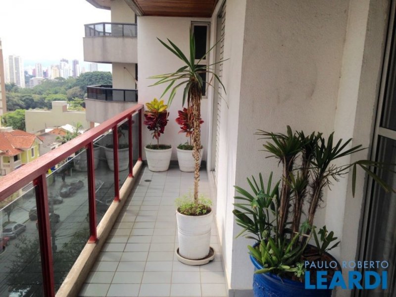 Apartamento à venda Perdizes com 170m² e 4 quartos por R$ 1.500.000 - 1091489143-sacada.jpg