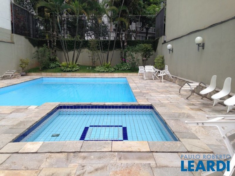 Apartamento à venda Perdizes com 170m² e 4 quartos por R$ 1.500.000 - 1395113889-piscina.jpg