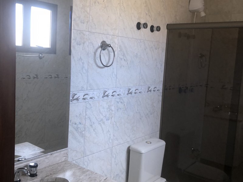 Casa à venda Jardim Taboão com 187m² e 3 quartos por R$ 950.000 - 1261588032-5437404a-962b-4407-9847-f4492510e72b.jpeg