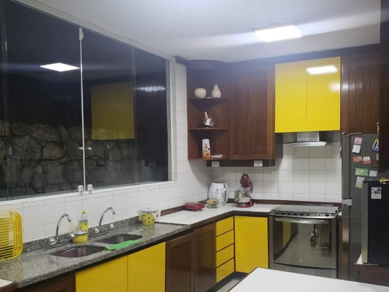 Casa de condomínio à venda Jacarepaguá com 376m² e 3 quartos por R$ 800.000 - 723198599-img-20200209-wa0014.jpg