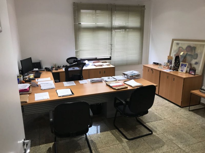 Comercial à venda República com 133m² e  quartos por R$ 450.000 - 1947160646-223e26a1-6d9a-4378-ab2b-018ecdf41f2e.jpeg