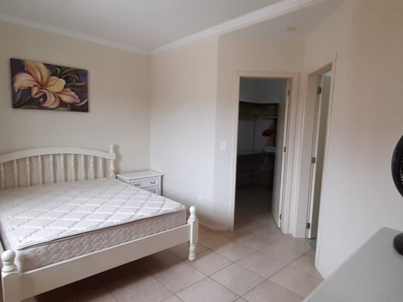 Casa à venda Centro com 290m² e 4 quartos por R$ 1.000 - 1238544179-whatsapp-image-2020-02-11-at-22.jpeg