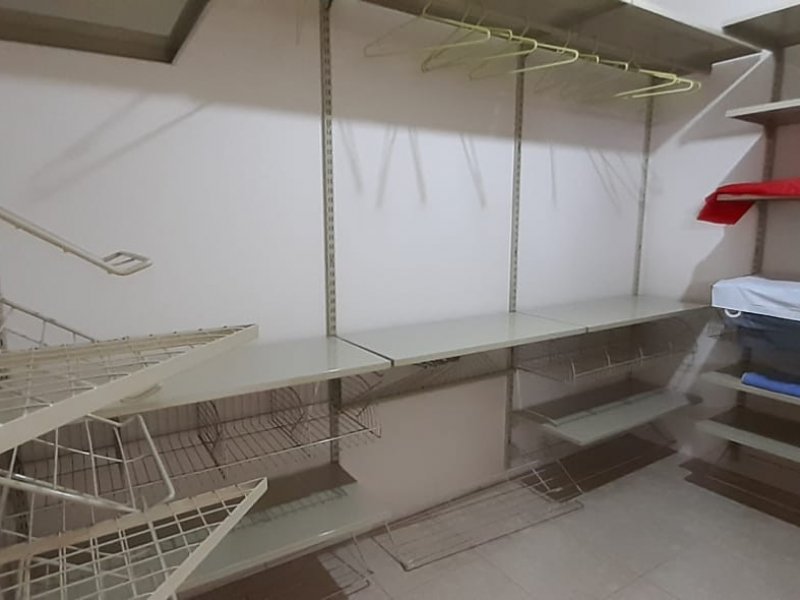 Casa à venda Centro com 290m² e 4 quartos por R$ 1.000 - 2137119595-whatsapp-image-2020-02-11-at-22.jpeg