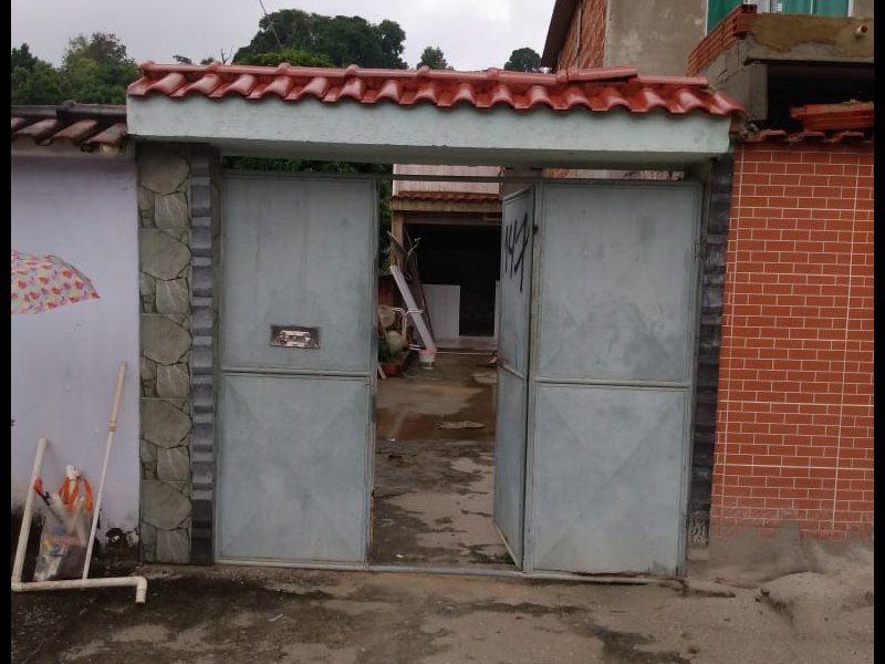 Casa à venda Carmari com 231m² e 2 quartos por R$ 120.000 - 544685437-vo39.jpg