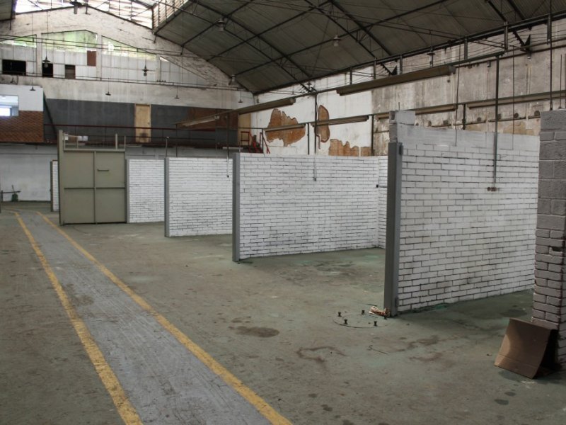 imóvel com 2000m² - Vila Paranaguá - São Paulo