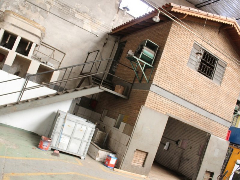 imóvel com 2000m² - Vila Paranaguá - São Paulo