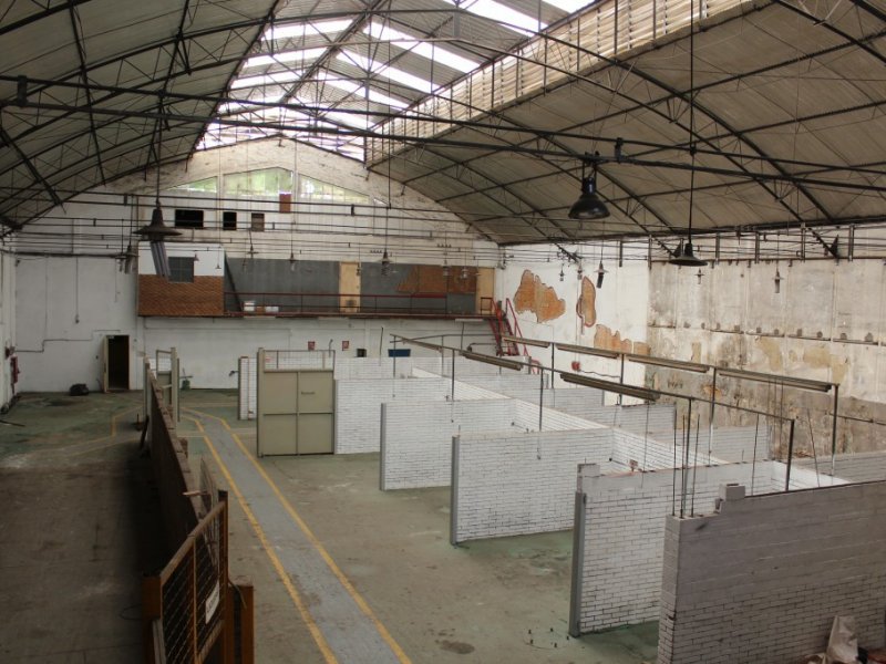 imóvel com 2000m² - Vila Paranaguá - São Paulo