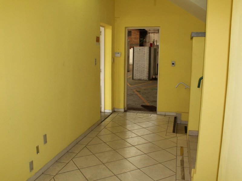 imóvel com 2000m² - Vila Paranaguá - São Paulo