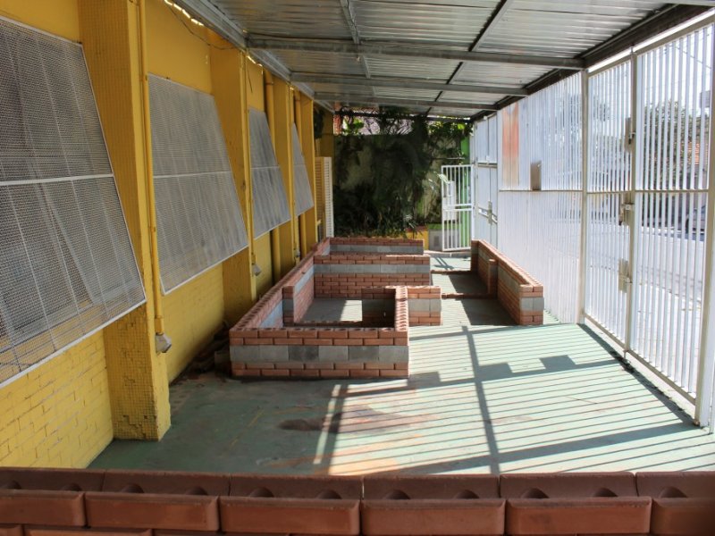 imóvel com 2000m² - Vila Paranaguá - São Paulo