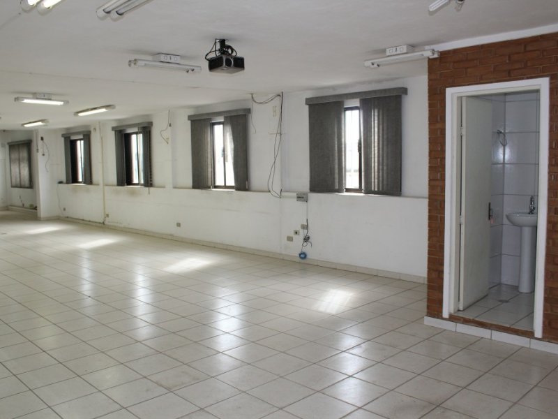 imóvel com 2000m² - Vila Paranaguá - São Paulo