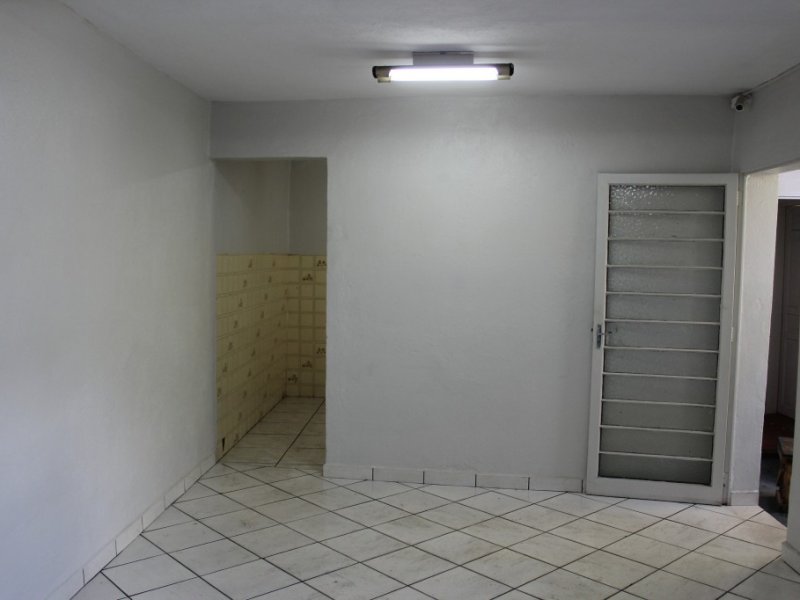 imóvel com 2000m² - Vila Paranaguá - São Paulo