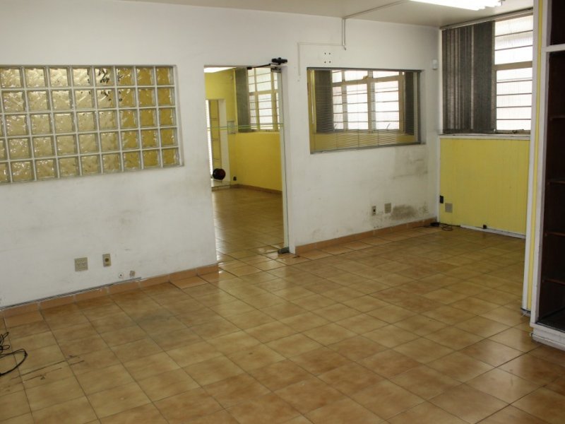 imóvel com 2000m² - Vila Paranaguá - São Paulo
