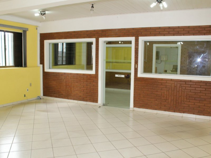 imóvel com 2000m² - Vila Paranaguá - São Paulo