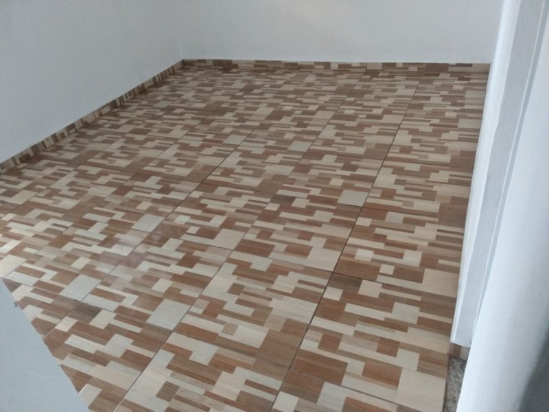 Casa para alugar Tomás Coelho com 60m² e 2 quartos por R$ 1.100 - 1381678440-img-20200204-wa0157.jpg