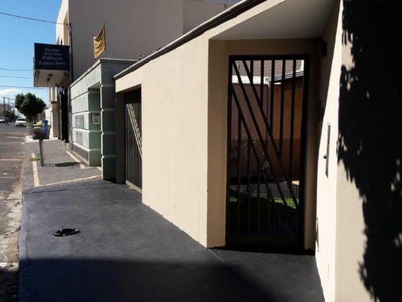 Casa à venda Umuarama com 450m² e 3 quartos por R$ 490.000 - 711088380-20190520-131836.jpg