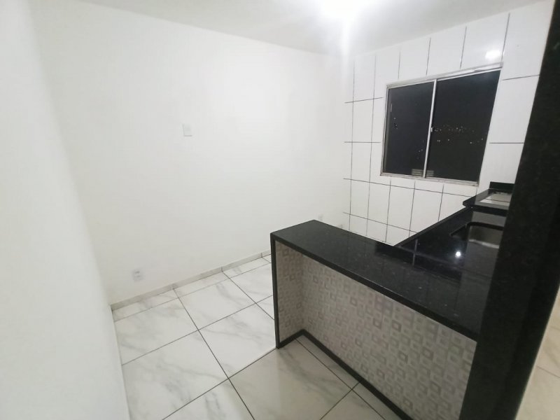 Apartamento à venda Guadalajara (Justinópolis) com 56m² e 3 quartos por R$ 130.000 - 824543735-cozinha-3.jpg
