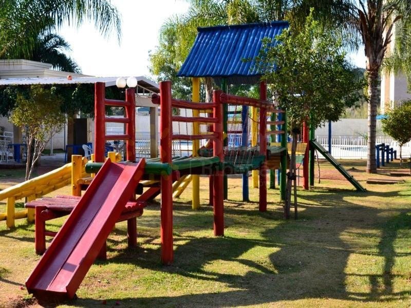 Apartamento à venda Jardim Castelo Branco com 67m² e 3 quartos por R$ 230.000 - 1029989464-playground.jpg
