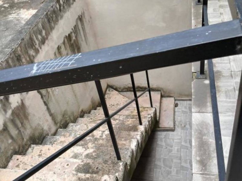 Casa à venda Centro com 380m² e 4 quartos por R$ 550.000 - 1094611986-001-externa-casa-02.jpg