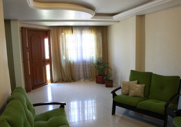 imóvel com 220m²