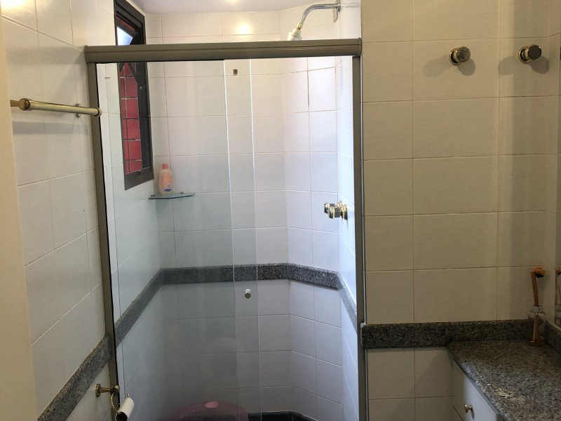 Apartamento à venda Moema com 220m² e 4 quartos por R$ 3.000.000 - 1258983079-dorm-2-banh-f2.JPG