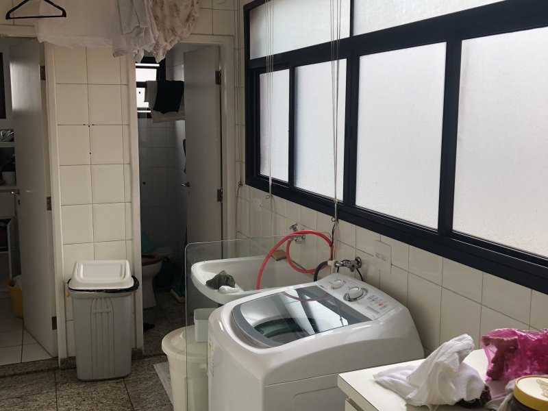 Apartamento à venda Moema com 220m² e 4 quartos por R$ 3.000.000 - 1880401704-area-sco.JPG