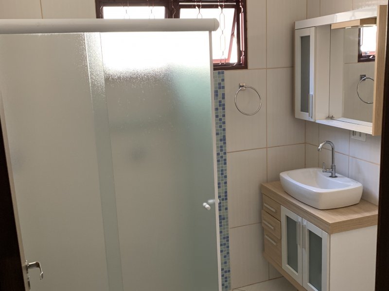 Casa à venda Bosque dos Eucaliptos com 226m² e 4 quartos por R$ 650.000 - 1411148018-26-banheiro-01.jpg