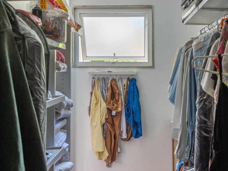 Casa de condomínio à venda Centro com 278m² e 1 quarto por R$ 1.100.000 - 1177537344-closet-suite-master.jpg