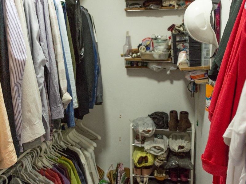 Casa de condomínio à venda Centro com 278m² e 1 quarto por R$ 1.100.000 - 1359599855-closet-suite-3.jpg