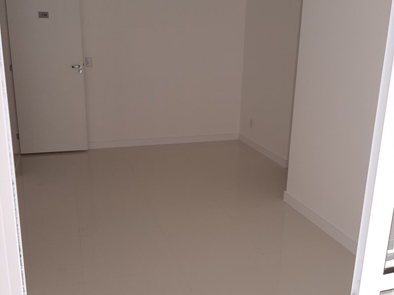 Apartamento para alugar Taboão com 51m² e 2 quartos por R$ 1.500 - 1930088637-20200215-131731.jpg