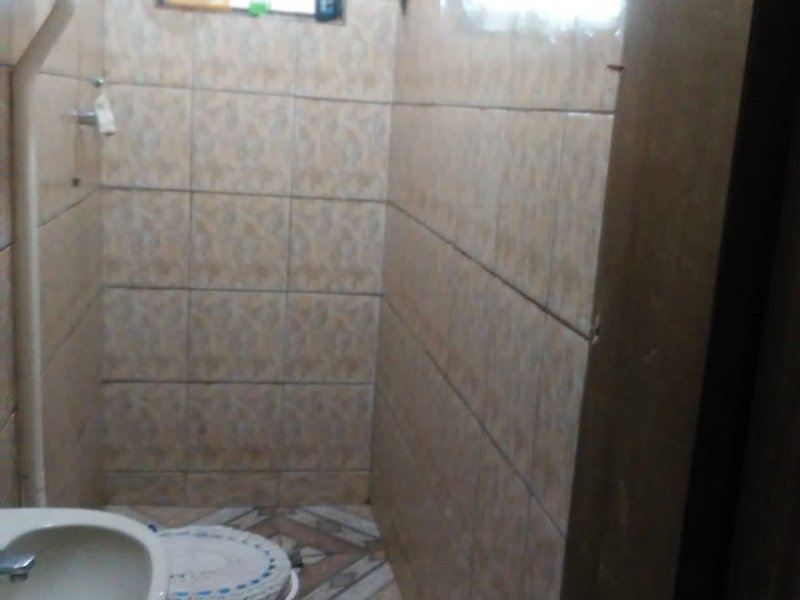 Casa à venda Centro com 200m² e 1 quarto por R$ 125.000 - 1718058398-f6dfb0ad-85f0-4dc1-bdc4-6791fba1c087.jpeg