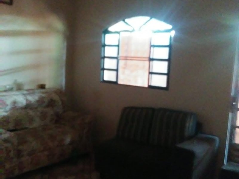 Casa à venda Centro com 200m² e 1 quarto por R$ 125.000 - 1965772410-15402661-60a8-4417-81a1-9f422f1c5fc4.jpeg