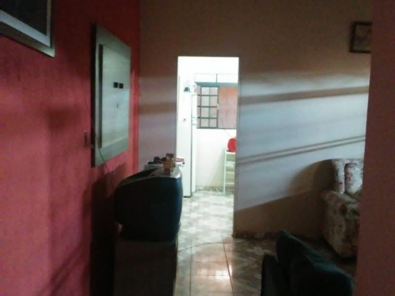 Casa à venda Centro com 200m² e 1 quarto por R$ 125.000 - 2088614672-be85f9ab-b725-4eb2-b001-b6455badf2d9.jpeg