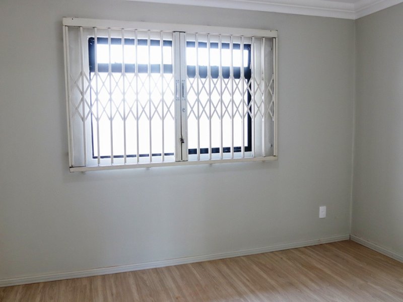 Casa à venda Órfãs com 154m² e 3 quartos por R$ 399.000 - 1056731014-tvescritorio-1.jpeg