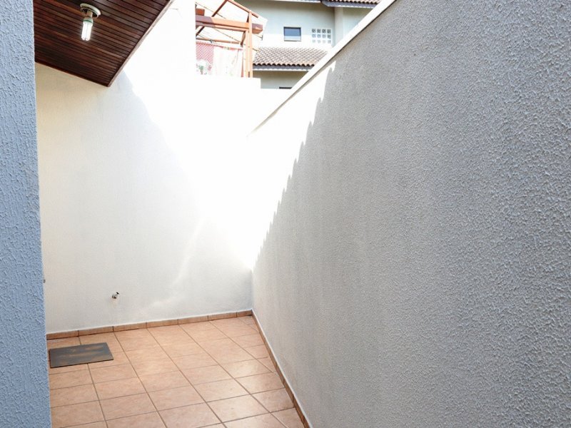 Casa à venda Órfãs com 154m² e 3 quartos por R$ 399.000 - 1821424275-area-dos-fundos-privada.jpeg