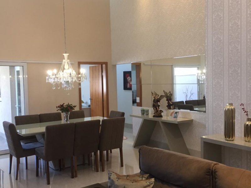 Casa de condomínio à venda Jardins Lisboa com 202m² e 3 quartos por R$ 1.080.000 - 276037688-whatsapp-image-2019-07-08-at-20.jpeg