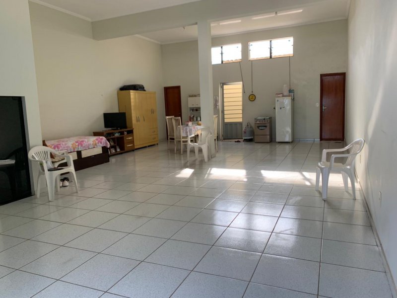 Comercial à venda Res. Cosmos com 164m² e  quartos por R$ 380.000 - 2045398014-69a80a8e-14e2-4d0b-9141-f3e26e45e472.jpeg