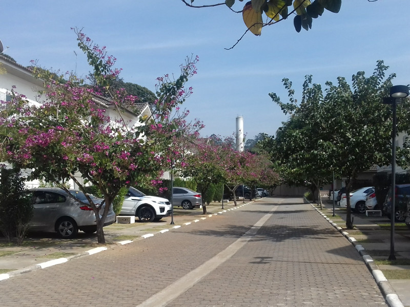 Casa de condomínio à venda jardim Maria Tereza com 165m² e 3 quartos por R$ 800.000 - condominio-8.jpg