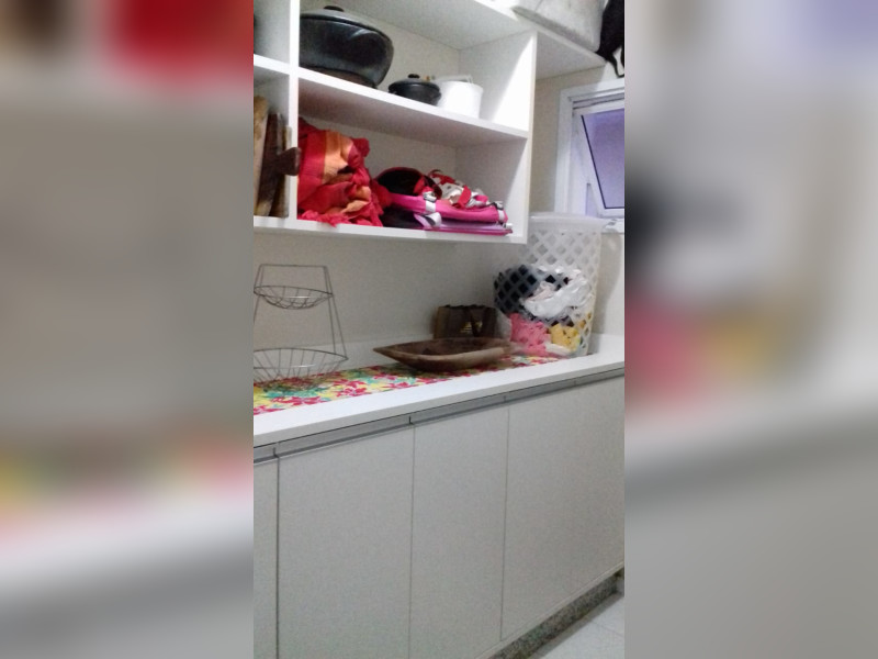 Casa de condomínio à venda jardim Maria Tereza com 165m² e 3 quartos por R$ 800.000 - dispensa-armarios-casa-2.jpeg