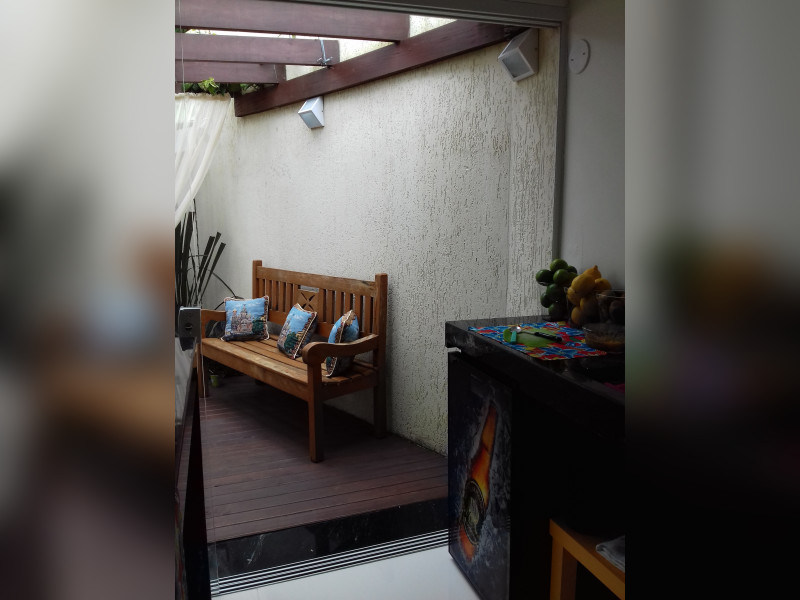 Casa de condomínio à venda jardim Maria Tereza com 165m² e 3 quartos por R$ 800.000 - espaco-gurmet-casa.jpg