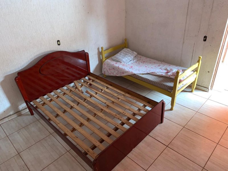 Casa à venda Centro com 555m² e 5 quartos por R$ 199.000 - 2029542904-whatsapp-image-2020-04-17-at-13.jpeg