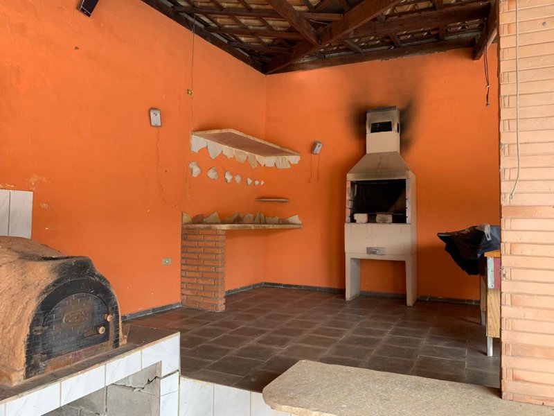 Casa à venda Centro com 555m² e 5 quartos por R$ 199.000 - 246344582-whatsapp-image-2020-04-17-at-13.jpeg