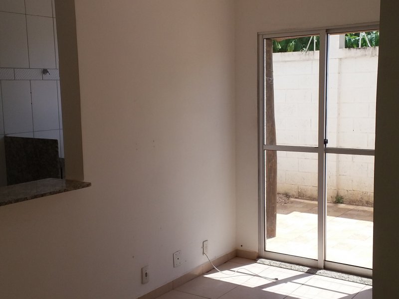 Apartamento à venda Jardim Nova Yorque com 45m² e 2 quartos por R$ 99.999 - 371653926-20171010-105901.jpg