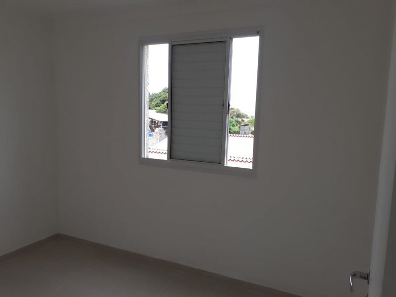 Apartamento à venda Jardim Maria Eugenia com 54m² e 4 quartos por R$ 180.000 - 1953890020-img-20200220-wa0002.jpg