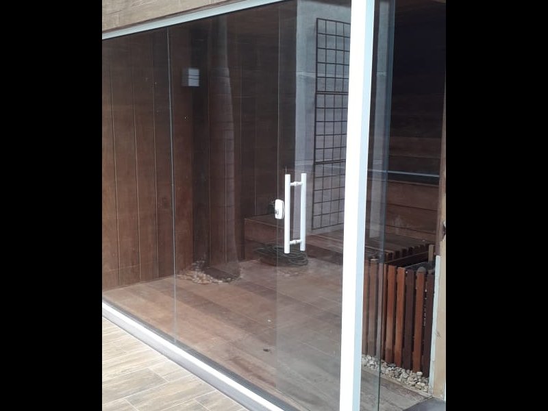 Casa de condomínio à venda Centro com 220m² e 5 quartos por R$ 1.300.000 - 2088073280-area-lazer-sauna.jpeg