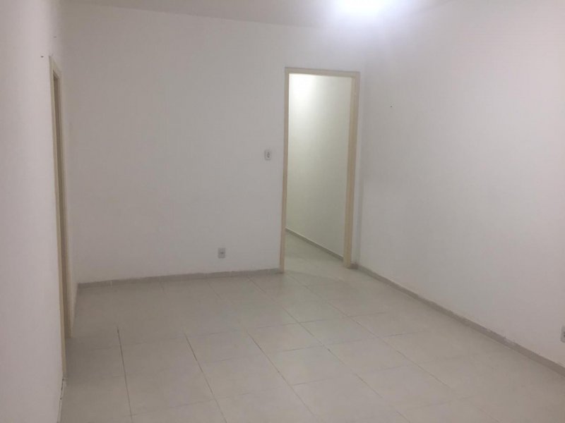 Apartamento à venda Tijuca com 120m² e 3 quartos por R$ 850.000 - 1865426530-ap-tijuca-sala-foto-2.jpeg
