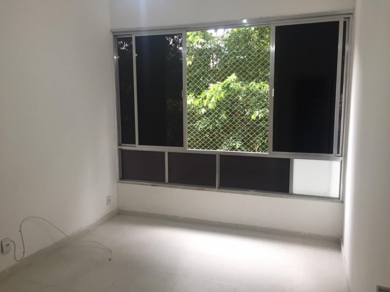 Apartamento à venda Tijuca com 120m² e 3 quartos por R$ 850.000 - 838705306-ap-tijuca-quarto-2.jpeg