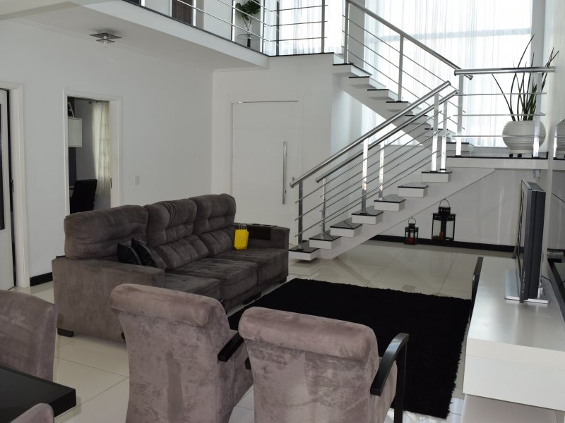 Casa de condomínio à venda Residencial Fazenda Serrinha com 256m² e 4 quartos por R$ 1.090.000 - 1236520223-003.JPG