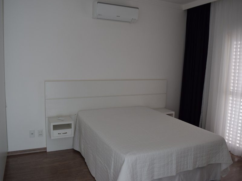 Casa de condomínio à venda Residencial Fazenda Serrinha com 256m² e 4 quartos por R$ 1.090.000 - 596537869-007.JPG