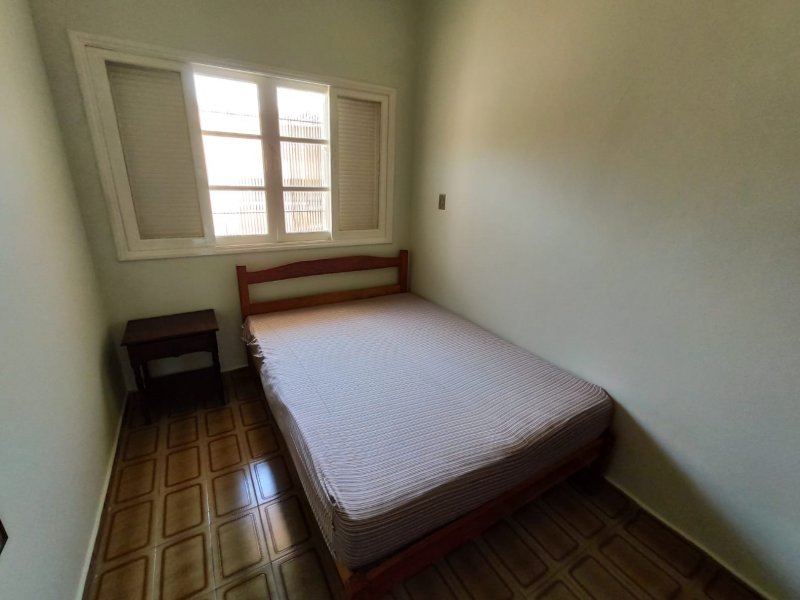 Casa à venda Vilamar com 113m² e 3 quartos por R$ 450.000 - 529742064-2o-quarto.jpg